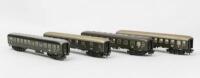 MARKLIN: Four Marklin passenger HO carriages