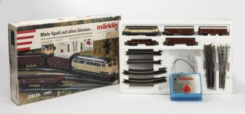 MARKLIN: A Marklin HO Delta 2983 boxed train set