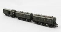 MARKLIN: Three Marklin HO carriages (including 4003 and two 4004)