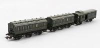 MARKLIN: Three Marklin HO carriages (including 4003 and two 4004) - 2