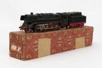 MARKLIN: A Marklin HO G800 2-10-0 heavy goods steam locomotive with metal tender, circa 1950s