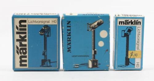 MARKLIN: Three boxed Marklin HO signals (including two 7187 and one 7237)