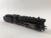 MARKLIN: A Marklin 3047 DB 2-10-0 steam locomotive and tender - 3