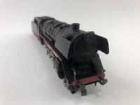 MARKLIN: A Marklin 3047 DB 2-10-0 steam locomotive and tender - 4