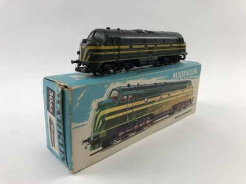 MARKLIN: A Marklin 3066 SNCB diesel locomotive