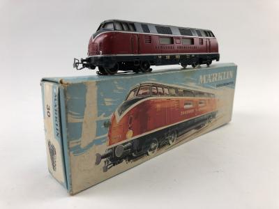 Marklin 37283 V188 Dual Diesel Electric Locomotive Set - Märklin For Sale -  Modellbahn Collectors