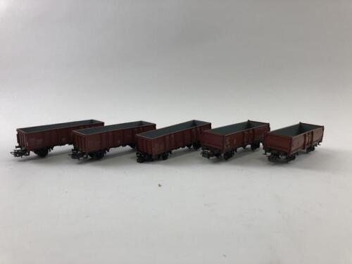 MARKLIN: Five Marklin goods wagons, circa 1972