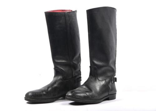MOTORCYCLE BOOTS: A pair of Tex product, Mike Hailwood motorcycle boots in black leather. Marked size 9