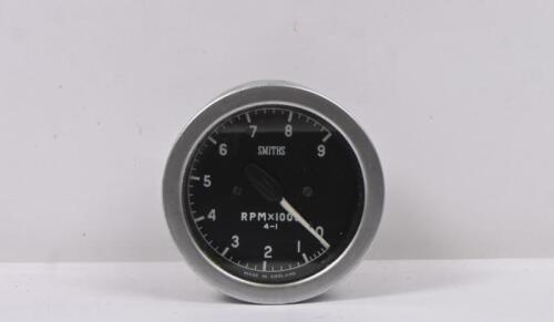 SMITHS: A rare 1956 to 1962 SMITHS 9,000 RPM Tachometer A.T.R.C. Rev Counter, suitable for Manx Norton, G50, 7R AJS. Overall diameter of 6.5cm