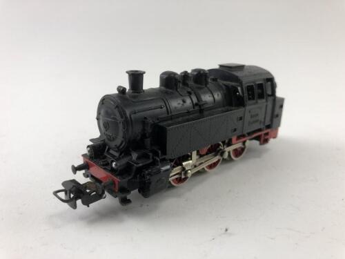 MARKLIN: A Marklin TM800 0-6-0 tank locomotive with steel body, circa 1956
