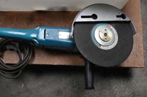 GRINDERS: Two grinders. One by BOSCH, other by RUPES