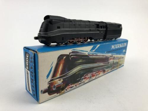 MARKLIN: A Marklin 4-6-2 steam express locomotive with tender, circa 1973