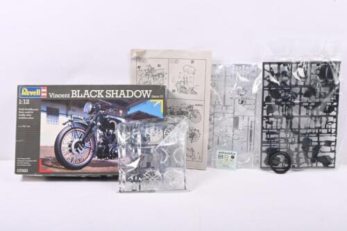 VINCENT: A Revell 1:12 scale Vincent BLACK SHADOW (Serie C) plastic model kit (07920)