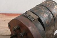 MAGNETO: A early veteran American Bosch magneto DU4 ED 18 - 4