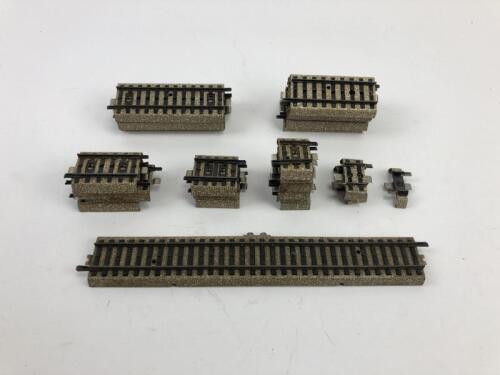 MARKLIN: Twenty six Marklin rail sections
