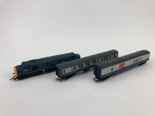 TRIANG: A Triang 00 gauge Celtic diesel locomotive and intercity coach and baggage car