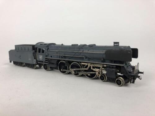 MARKLIN: A Marklin F800 4-6-2 express steam locomotive, circa 1956