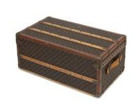 An early 20th century Louis Vuitton steamer trunk, 33cm high - 2