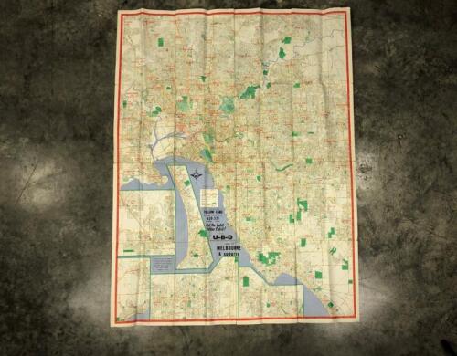 MELBOURNE & SUBURBS MAP: A 1970 U-B-D fold-out map of Melbourne and suburbs