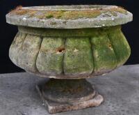 An antique hand carved stone planter on pedestal base, 38cm high, 50cm diameter - 6