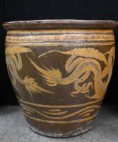 A pair of Chinese jardinieres features dragons with turquoise glaze on the inside, 50cm high, 51cm diameter - 2