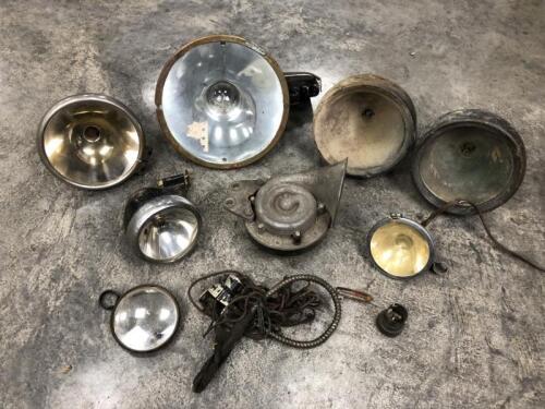 LIGHTS/HORN: A group of driving lights and horn