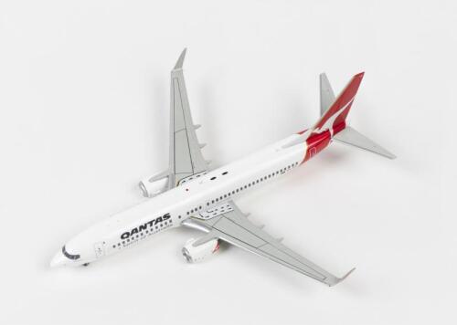 QANTAS: A NOS 1:200 scale Qantas Boeing 737-800 "Sunshine Coast" die-cast model