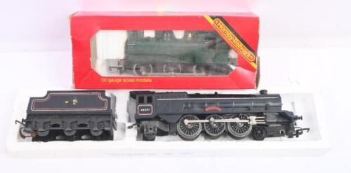 MODEL RAILWAY: Two 'OO' gauge locomotives, including a Triang locomotive 'Princess Elizabeth' number '46201' and a Hornby Tank engine in box.