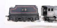 MODEL RAILWAY: Two 'OO'&nbsp;gauge locomotives, including a Triang locomotive 'Princess Elizabeth' number&nbsp;'46201' and a Hornby&nbsp;Tank engine in box.&nbsp; - 3