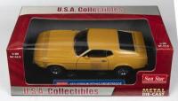 FORD MUSTANG: A 1:18 scale&nbsp;1971 Ford Mustang sportsroof, finished in medium yellow gold paintwork