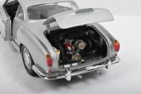 VOLKSWAGEN KARMANN GHIA: A&nbsp;1:24 scale Volkswagen Karmann Ghia model, finished in&nbsp;silver paintwork with a&nbsp;black and white interior - 4