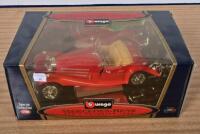 MERCEDES-BENZ: A 1:18 scale Bburago 1936 Mercedes-Benz 500K ROADSTER