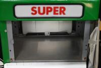 BP: A restored c1960s-1970s Wayne model 605 petrol bowser in BP livery, plastic BP shield logo globe affixed to top. Approx 184cm high - 29