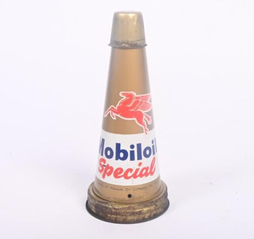 MOBIL: An original Mobiloil 'Special' tin top oil pourer with dust cap