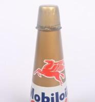 MOBIL: An original Mobiloil&nbsp;'Special' tin top oil pourer with dust cap - 3