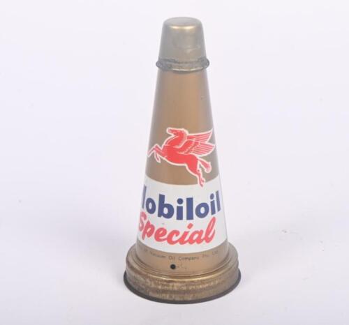MOBIL: An original Mobiloil 'Special' tin top oil pourer with dust cap