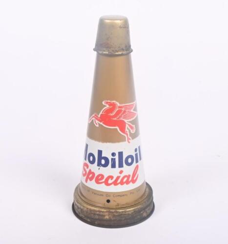 MOBIL: An original Mobiloil 'Special' tin top oil pourer with dust cap.