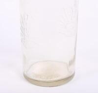 SHELL: An original glass one imp quart&nbsp;'Clam Shell' logo oil bottle with later added plastic top. - 3