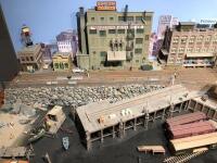 LAYOUT: An impressive digital H0 gauge model railroad layout of a circa 1950s style American scene (click for important information for bidders &ndash; immediate pickup from Melbourne only) - 3