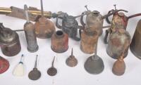 OILERS: A large collection of approx 20 hand held oilers - 4