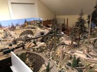 LAYOUT: An impressive digital H0 gauge model railroad layout of a circa 1950s style American scene (click for important information for bidders &ndash; immediate pickup from Melbourne only) - 6