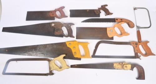 SAWS: A collection of vintage hand saws approx 15.