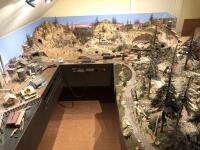 LAYOUT: An impressive digital H0 gauge model railroad layout of a circa 1950s style American scene (click for important information for bidders &ndash; immediate pickup from Melbourne only) - 9