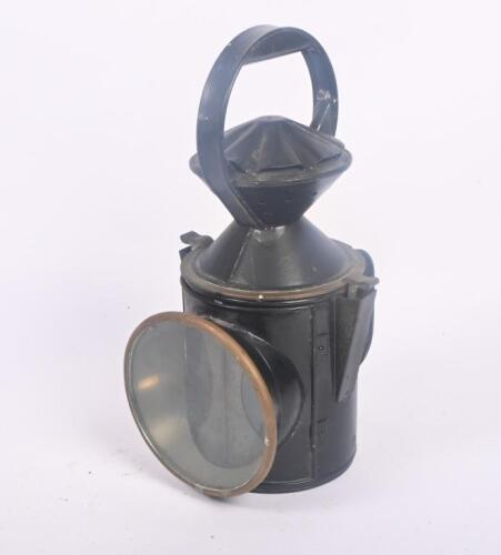 LAMP: A early large Railway gate signal lamp, approx 34cm tall.