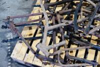 DOUGLAS: A group of EW frames in various conditions [Sydney] - 3