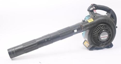 BLOWER: A Makita 'RBL250' 4 stroke blower.