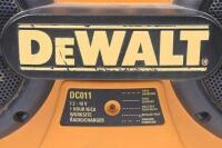 DEWALT: A Dewalt&nbsp;worksite combo radio/charger DC011 18v - 3