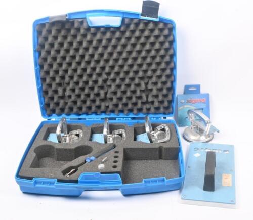 TILING TOOLS: An assortment of tiling tools by Sigma