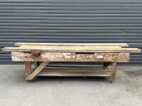 WORKERS BENCH: A large vintage wooden workers bench with Dawn No.8 vice. Bench approx 317cm wide, 96cm deep, 87cm high.&nbsp;