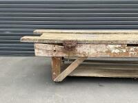 WORKERS BENCH: A large vintage wooden workers bench with Dawn No.8 vice. Bench approx 317cm wide, 96cm deep, 87cm high.&nbsp; - 2